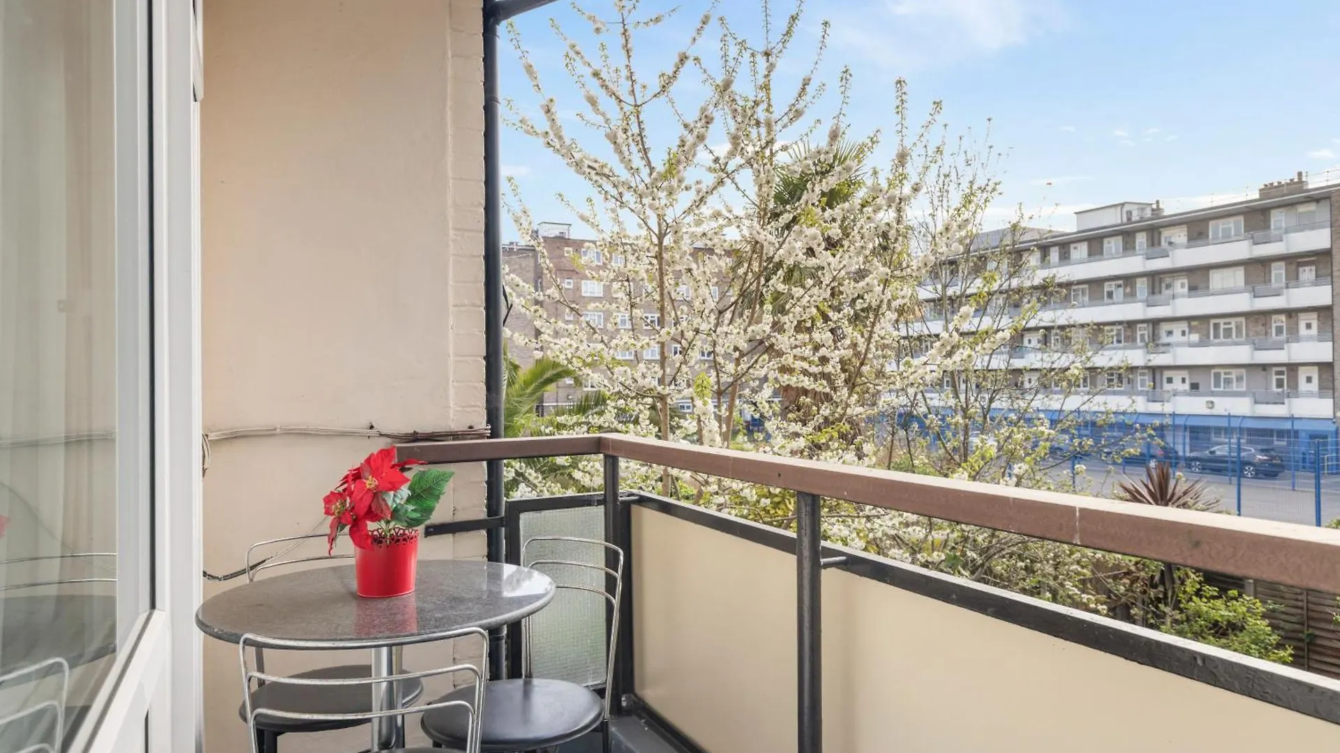 Monthly Stays At Juliet House London