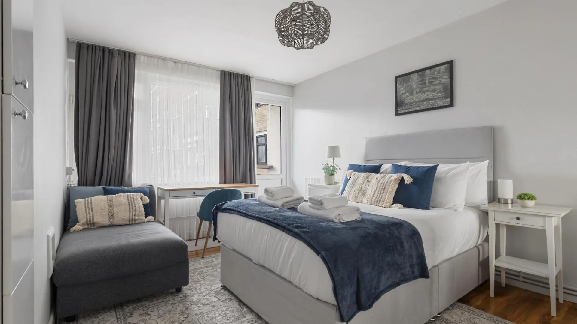 Apartment Monthly Stay For 3-Bedroom Only 5 Minutes To Hoxton Station London United Kingdom